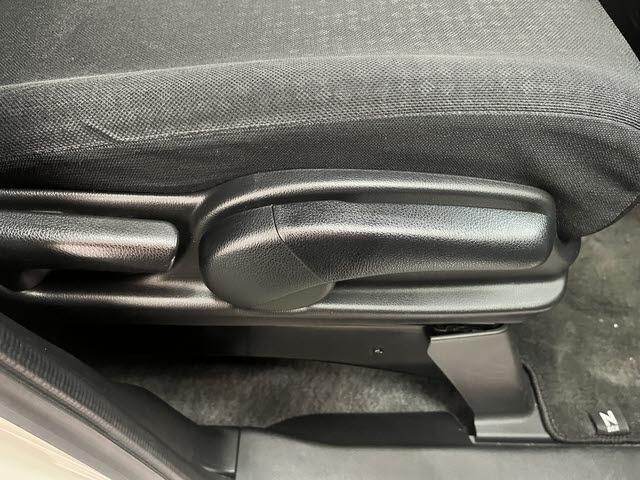 N-BOXカスタム G SSブラックスタイルパッケージ 純正メモリーナビ フルセグTV ETC バックカメラ 両側パワースライドドア CTBA シートヒーター HIDヘッドライト LEDフォグランプ ドライブレコーダー ESC Bluetooth(25枚目)