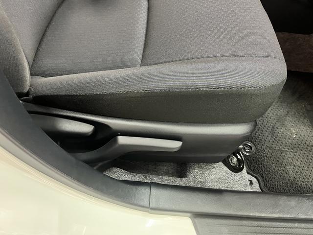 プロボックス DXコンフォート 純正ラジオデッキ プリクラッシュセーフティ アイドリングストップ LDA AHB ESC キーレスエントリー 100V電源 オートライト USBポート ハロゲンヘッドライト 電動ドアミラー(42枚目)