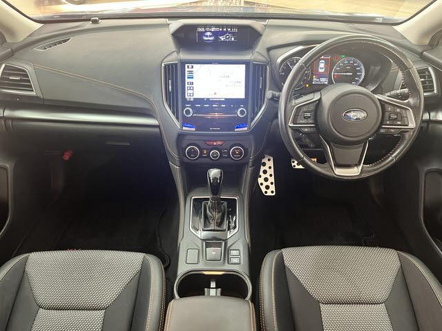 ＸＶ アドバンス　ＡＷＤ　純正ナビ　フルセグＴＶ　ＥＴＣ２．０　バックカメラ　アイサイト　ＬＥＤヘッドライト　ルーフレール　クルーズコントロール　プッシュスタート　キーフリー　ＥＳＣ　パワーシート（6枚目）