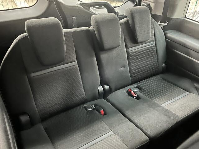 ステップワゴンスパーダ スパーダ　ホンダセンシング　両側パワースライドドア　純正ナビ　わくわくゲート　パドルシフト　ビルドインＥＴＣ　ＣＭＢＳ　フルセグＴＶ　アイドリングストップ　ＥＳＣ　プッシュスタート　バックカメラ（16枚目）