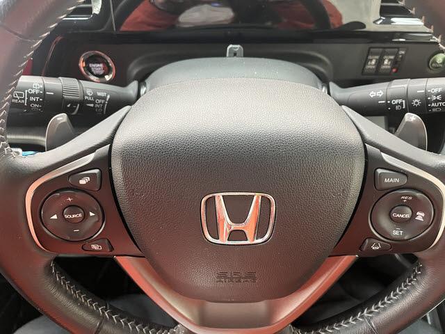 ステップワゴンスパーダ スパーダ　ホンダセンシング　両側パワースライドドア　純正ナビ　わくわくゲート　パドルシフト　ビルドインＥＴＣ　ＣＭＢＳ　フルセグＴＶ　アイドリングストップ　ＥＳＣ　プッシュスタート　バックカメラ（18枚目）