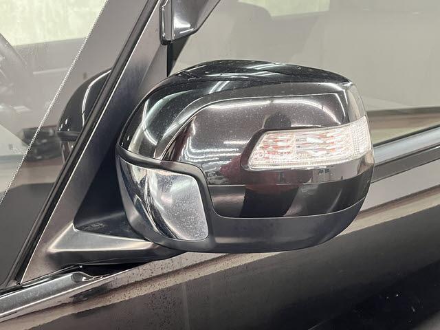 ステップワゴンスパーダ スパーダ　ホンダセンシング　両側パワースライドドア　純正ナビ　わくわくゲート　パドルシフト　ビルドインＥＴＣ　ＣＭＢＳ　フルセグＴＶ　アイドリングストップ　ＥＳＣ　プッシュスタート　バックカメラ（28枚目）