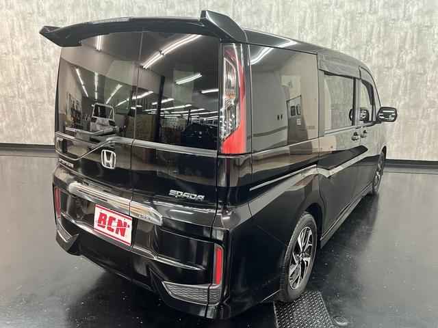 ステップワゴンスパーダ スパーダ　ホンダセンシング　両側パワースライドドア　純正ナビ　わくわくゲート　パドルシフト　ビルドインＥＴＣ　ＣＭＢＳ　フルセグＴＶ　アイドリングストップ　ＥＳＣ　プッシュスタート　バックカメラ（35枚目）