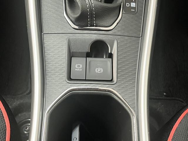 ライズ Ｚ　純正９インチディスプレイオーディオ　フルセグＴＶ　バックカメラ　プリクラッシュセーフティ　シートヒーター　アイドリングストップ　パーキングセンサー　プッシュスタート（23枚目）