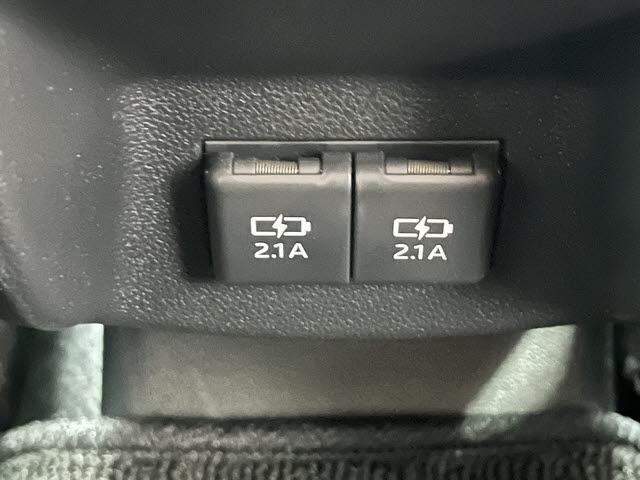 ライズ Ｚ　純正９インチディスプレイオーディオ　フルセグＴＶ　バックカメラ　プリクラッシュセーフティ　シートヒーター　アイドリングストップ　パーキングセンサー　プッシュスタート（25枚目）