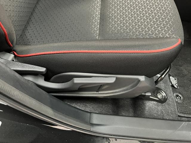 ライズ Ｚ　純正９インチディスプレイオーディオ　フルセグＴＶ　バックカメラ　プリクラッシュセーフティ　シートヒーター　アイドリングストップ　パーキングセンサー　プッシュスタート（40枚目）