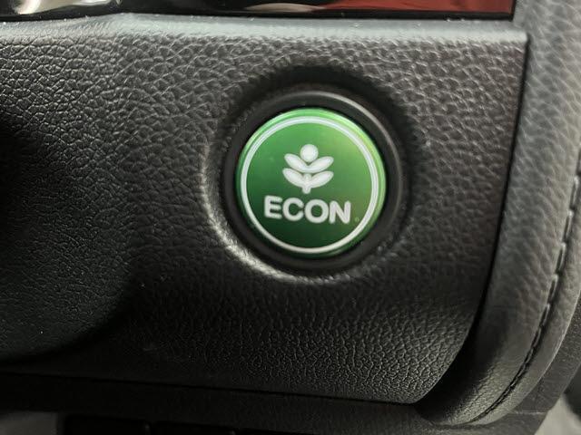 シャトル ハイブリッドＸ　純正ナビ　フルセグＴＶ　ＥＴＣ　バックカメラ　ＣＴＢＡ　クルーズコントロール　ＬＥＤヘッドライト　プッシュスタート　キーフリー　ＥＳＣ　パドルシフト　フォグランプ（23枚目）