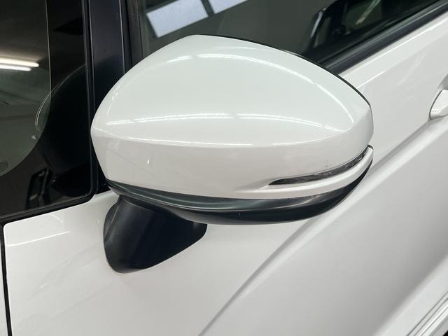 シャトル ハイブリッドＸ　純正ナビ　フルセグＴＶ　ＥＴＣ　バックカメラ　ＣＴＢＡ　クルーズコントロール　ＬＥＤヘッドライト　プッシュスタート　キーフリー　ＥＳＣ　パドルシフト　フォグランプ（28枚目）