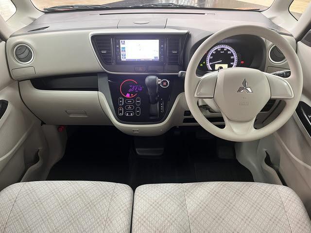 ｅＫスペース Ｇ　純正ナビ　フルセグＴＶ　バックカメラ　アイドリングストップ　ドライブレコーダー　プッシュスタート　キーフリー　パワースライドドア　シートヒーター　ＥＳＣ（6枚目）