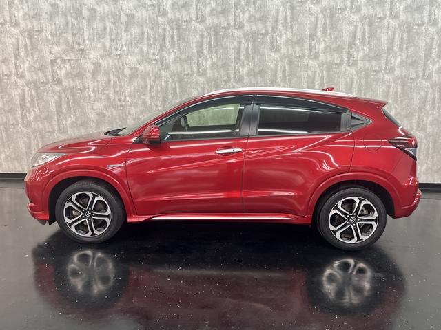 ヴェゼル ハイブリッドＺ・ホンダセンシング　純正ナビ　フルセグＴＶ　ＥＴＣ　ドライブレコーダー　バックカメラ　ＣＭＢＳ　ＬＥＤヘッドライト　プッシュスタート　キーフリー　ルーフレール　シートヒーター　クルーズコントロール（38枚目）