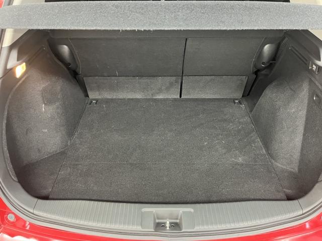 ヴェゼル ハイブリッドＺ・ホンダセンシング　純正ナビ　フルセグＴＶ　ＥＴＣ　ドライブレコーダー　バックカメラ　ＣＭＢＳ　ＬＥＤヘッドライト　プッシュスタート　キーフリー　ルーフレール　シートヒーター　クルーズコントロール（42枚目）