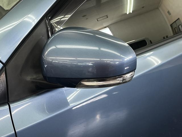 ���F���������E�C���J�[�h�A�~���[��