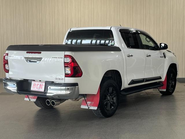 ハイラックス Ｚ　Ｚ＿４ＷＤ＿ＴＲＤパーツ＿純正ナビ＿バックカメラ／フルセグＴＶ／ｂｌｕｅｔｏｏｔｈ　ドライブレコーダー　純正アルミホイール　スマートキー　クルーズコントロール　プッシュスタート（5枚目）