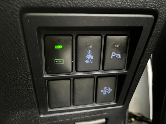 ハイラックス Ｚ　Ｚ＿４ＷＤ＿ＴＲＤパーツ＿純正ナビ＿バックカメラ／フルセグＴＶ／ｂｌｕｅｔｏｏｔｈ　ドライブレコーダー　純正アルミホイール　スマートキー　クルーズコントロール　プッシュスタート（22枚目）