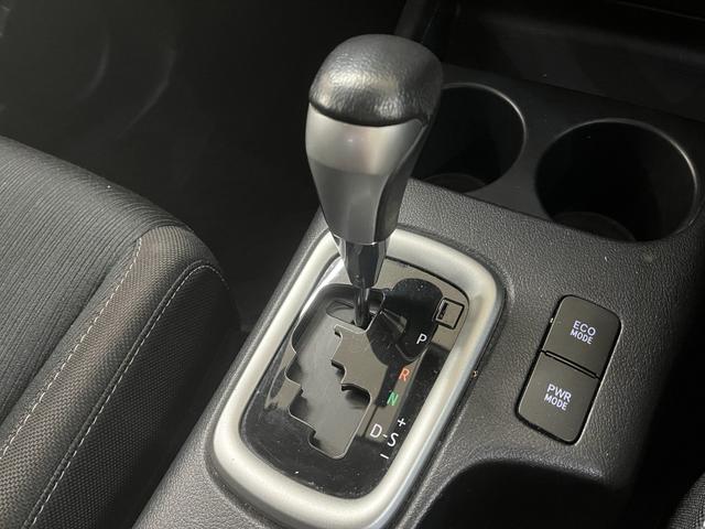 ハイラックス Ｚ　Ｚ＿４ＷＤ＿ＴＲＤパーツ＿純正ナビ＿バックカメラ／フルセグＴＶ／ｂｌｕｅｔｏｏｔｈ　ドライブレコーダー　純正アルミホイール　スマートキー　クルーズコントロール　プッシュスタート（25枚目）