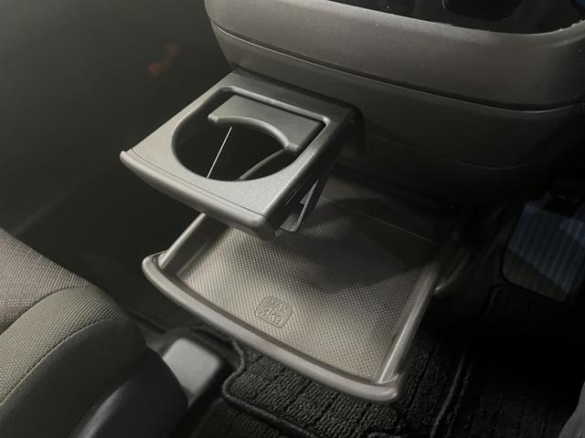 フリードハイブリッド ハイブリッドGホンダセンシング_4WD_SDナビ/フルセグTV/bluetooth/バックカメラ 両側パワースライドドア ドライブレコーダー ETC スマートキー ステアリングスイッチ(26枚目)