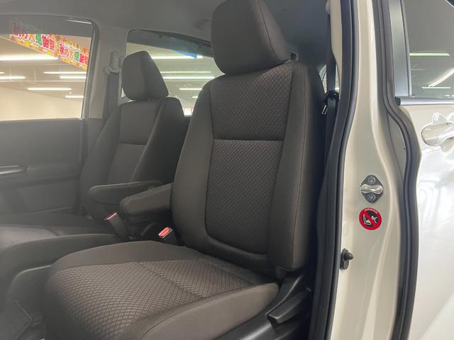 フリードハイブリッド ハイブリッドGホンダセンシング_4WD_SDナビ/フルセグTV/bluetooth/バックカメラ 両側パワースライドドア ドライブレコーダー ETC スマートキー ステアリングスイッチ(35枚目)