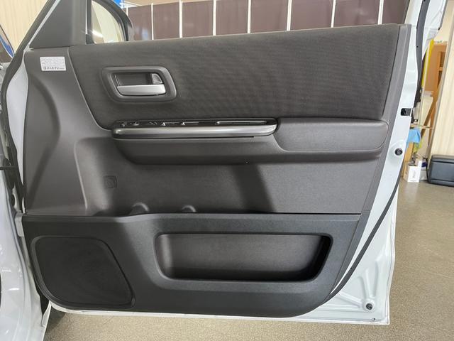 フリードハイブリッド ハイブリッドGホンダセンシング_4WD_SDナビ/フルセグTV/bluetooth/バックカメラ 両側パワースライドドア ドライブレコーダー ETC スマートキー ステアリングスイッチ(39枚目)