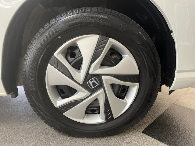 フリードハイブリッド ハイブリッドGホンダセンシング_4WD_SDナビ/フルセグTV/bluetooth/バックカメラ 両側パワースライドドア ドライブレコーダー ETC スマートキー ステアリングスイッチ(42枚目)