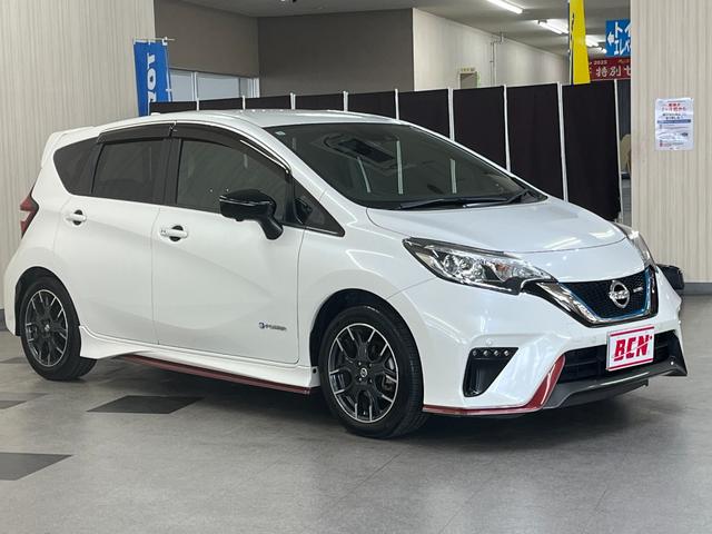 ノート 　ｅパワーニスモ＿アラウンドビューモニター＿エマージェンシーブレーキ＿純正ナビ／フルセグＴＶ／ｂｌｕｅｔｏｏｔｈ　フォグランプ　純正アルミホイール　ステアリングスイッチ　ドライブレコーダー　ＥＴＣ（3枚目）