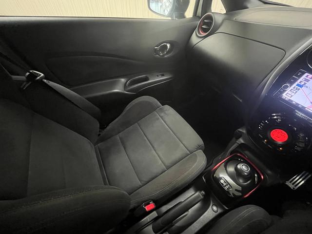 ノート 　ｅパワーニスモ＿アラウンドビューモニター＿エマージェンシーブレーキ＿純正ナビ／フルセグＴＶ／ｂｌｕｅｔｏｏｔｈ　フォグランプ　純正アルミホイール　ステアリングスイッチ　ドライブレコーダー　ＥＴＣ（42枚目）
