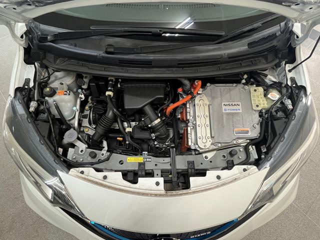 ノート 　ｅパワーニスモ＿アラウンドビューモニター＿エマージェンシーブレーキ＿純正ナビ／フルセグＴＶ／ｂｌｕｅｔｏｏｔｈ　フォグランプ　純正アルミホイール　ステアリングスイッチ　ドライブレコーダー　ＥＴＣ（57枚目）