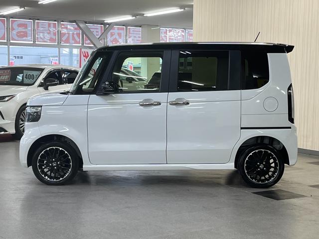 Ｎ－ＢＯＸカスタム ターボコーディネートスタイル　届出済未使用車　４ＷＤ　ターボ　コーディネートスタイル　ホンダセンシング　ナビ装着パッケージ　両側パワースライドドア　ＬＥＤヘッドライト　シートヒーター　電動パーキング　アダプティブクルコン　ＡＷ（4枚目）