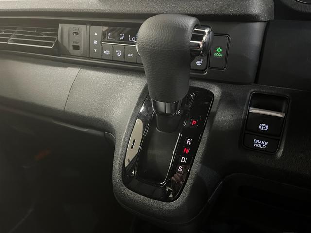 Ｎ－ＢＯＸカスタム ターボコーディネートスタイル　届出済未使用車　４ＷＤ　ターボ　コーディネートスタイル　ホンダセンシング　ナビ装着パッケージ　両側パワースライドドア　ＬＥＤヘッドライト　シートヒーター　電動パーキング　アダプティブクルコン　ＡＷ（21枚目）