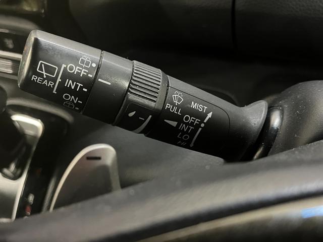 N-BOXカスタム G・EXターボホンダセンシング カスタムG-EXターボセンシング_両側パワースライドドア_社外ナビ/フルセグTV/bluetooth/バックカメラ スマートキー ステアリングスイッチ オートライト(33枚目)