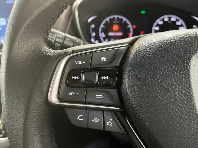 オデッセイ アブソルート アブソルート_10インチメモリーナビ/フルセグTV/全方位モニター_11.6インチリアモニター 純正アルミホイール LEDヘッドライト ステアリングスイッチ ETC スマートキー(18枚目)