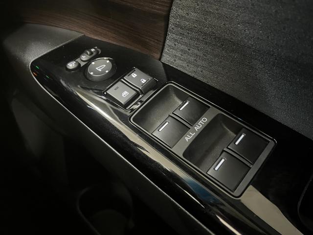 オデッセイ アブソルート アブソルート_10インチメモリーナビ/フルセグTV/全方位モニター_11.6インチリアモニター 純正アルミホイール LEDヘッドライト ステアリングスイッチ ETC スマートキー(22枚目)