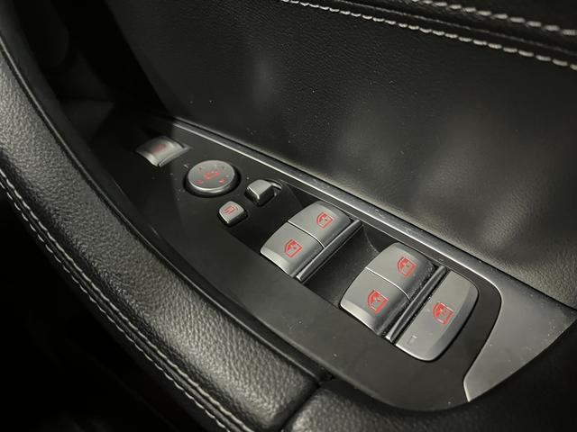 X3 xDrive 20d Mスポーツ X3-xDrive20d-Mスポーツ_4WD ガラスルーフ 全方位モニター レザーシート 純正アルミホイール プッシュスタート スマートキー ドライブレコーダー ETC2.0 ステアリングスイッチ(20枚目)