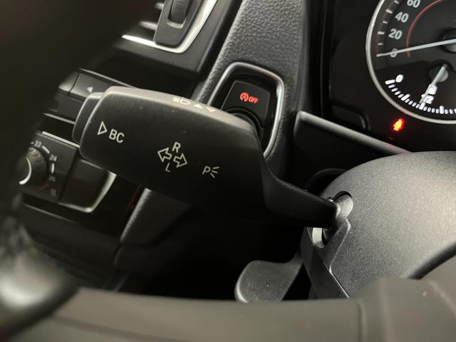 １シリーズ １１８ｉ　Ｍスポーツ　１１８ｉ－Ｍスポーツ＿純正ナビ＿バックカメラ＿純正アルミホイール　ステアリングスイッチ　電動格納ミラー　フォグランプ　プッシュスタート　スマートキー　ＬＥＤヘッドライト　クルーズコントロール（18枚目）