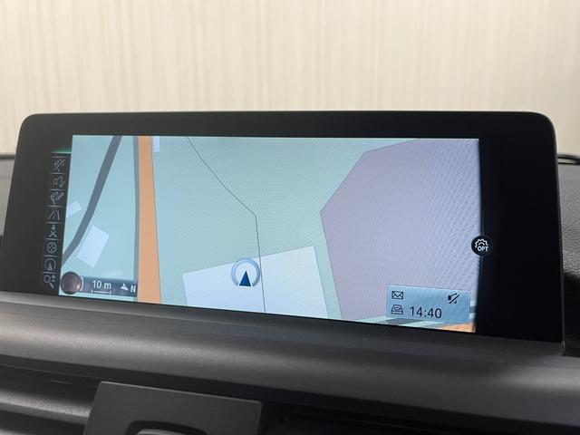 １シリーズ １１８ｉ　Ｍスポーツ　１１８ｉ－Ｍスポーツ＿純正ナビ＿バックカメラ＿純正アルミホイール　ステアリングスイッチ　電動格納ミラー　フォグランプ　プッシュスタート　スマートキー　ＬＥＤヘッドライト　クルーズコントロール（31枚目）