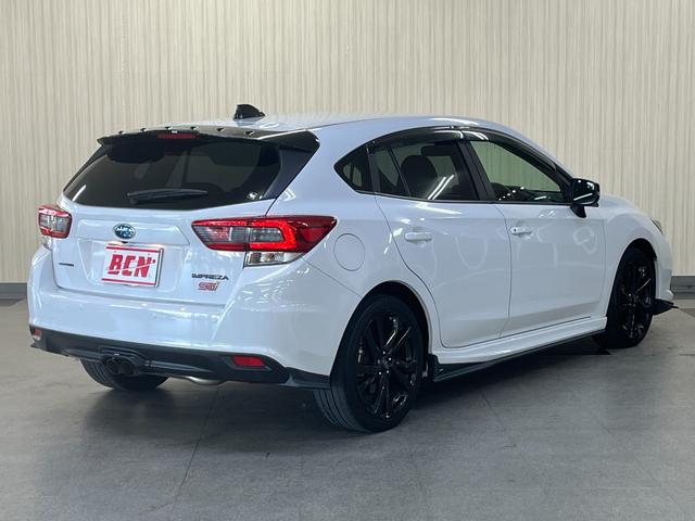 インプレッサスポーツ ＳＴＩスポーツ　ＳＴＩスポーツ＿４ＷＤ＿ＳＴＩエアロパーツ／マフラー／リアスポイラー　ステアリングスイッチ　純正ＳＤナビ／フルセグＴＶ／ｂｌｕｅｔｏｏｔｈ／バックカメラ　ＥＴＣ　スマートキー　純正アルミホイール（5枚目）