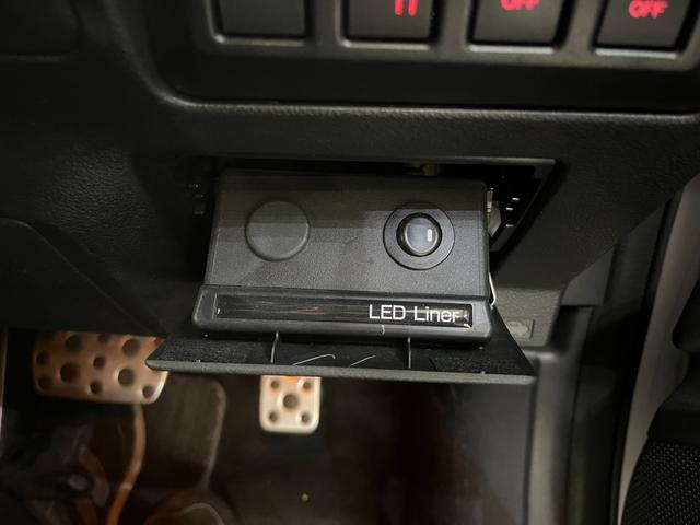 インプレッサスポーツ ＳＴＩスポーツ　ＳＴＩスポーツ＿４ＷＤ＿ＳＴＩエアロパーツ／マフラー／リアスポイラー　ステアリングスイッチ　純正ＳＤナビ／フルセグＴＶ／ｂｌｕｅｔｏｏｔｈ／バックカメラ　ＥＴＣ　スマートキー　純正アルミホイール（24枚目）