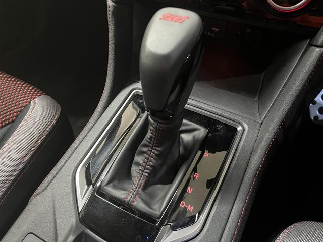 インプレッサスポーツ ＳＴＩスポーツ　ＳＴＩスポーツ＿４ＷＤ＿ＳＴＩエアロパーツ／マフラー／リアスポイラー　ステアリングスイッチ　純正ＳＤナビ／フルセグＴＶ／ｂｌｕｅｔｏｏｔｈ／バックカメラ　ＥＴＣ　スマートキー　純正アルミホイール（25枚目）