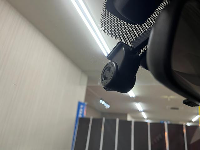 インプレッサスポーツ ＳＴＩスポーツ　ＳＴＩスポーツ＿４ＷＤ＿ＳＴＩエアロパーツ／マフラー／リアスポイラー　ステアリングスイッチ　純正ＳＤナビ／フルセグＴＶ／ｂｌｕｅｔｏｏｔｈ／バックカメラ　ＥＴＣ　スマートキー　純正アルミホイール（28枚目）