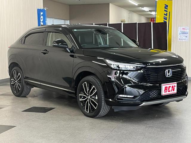 ヴェゼル ｅ：ＨＥＶ　Ｚ　ハイブリッドｅＨＥＶ－Ｚ＿純正ナビ／フルセグＴＶ／ｂｌｕｅｔｏｏｔｈ／バックカメラ＿ワイヤレス充電　ドライブレコーダー　ＥＴＣ２．０　ステアリングスイッチ　スマートキー　シートヒーター　純正アルミ（6枚目）