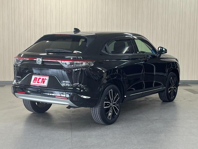 ヴェゼル ｅ：ＨＥＶ　Ｚ　ハイブリッドｅＨＥＶ－Ｚ＿純正ナビ／フルセグＴＶ／ｂｌｕｅｔｏｏｔｈ／バックカメラ＿ワイヤレス充電　ドライブレコーダー　ＥＴＣ２．０　ステアリングスイッチ　スマートキー　シートヒーター　純正アルミ（8枚目）