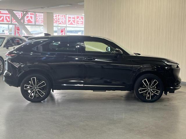 ヴェゼル ｅ：ＨＥＶ　Ｚ　ハイブリッドｅＨＥＶ－Ｚ＿純正ナビ／フルセグＴＶ／ｂｌｕｅｔｏｏｔｈ／バックカメラ＿ワイヤレス充電　ドライブレコーダー　ＥＴＣ２．０　ステアリングスイッチ　スマートキー　シートヒーター　純正アルミ（11枚目）