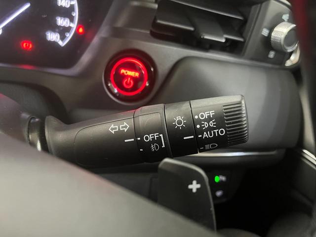 ヴェゼル ｅ：ＨＥＶ　Ｚ　ハイブリッドｅＨＥＶ－Ｚ＿純正ナビ／フルセグＴＶ／ｂｌｕｅｔｏｏｔｈ／バックカメラ＿ワイヤレス充電　ドライブレコーダー　ＥＴＣ２．０　ステアリングスイッチ　スマートキー　シートヒーター　純正アルミ（20枚目）