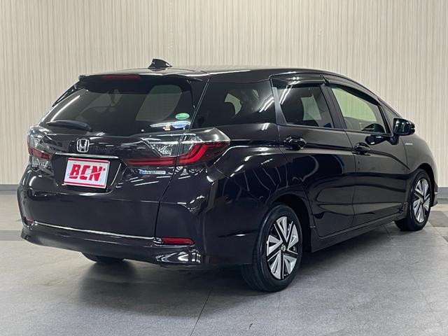 シャトル ハイブリッドＸ　ホンダセンシング　ハイブリッドＸホンダセンシング＿純正ナビ／フルセグＴＶ／ｂｌｕｅｔｏｏｔｈ／バックカメラ　ステアリングスイッチ　ＥＴＣ　スマートキー　オートライト　ＬＥＤヘッドライト　プッシュスタート（5枚目）