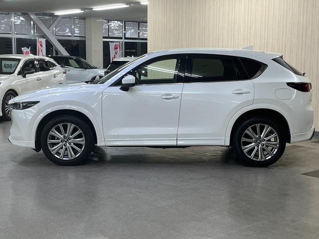 ＣＸ－５ ２５Ｓ　エクスクルーシブモード　２５Ｓエクスクルーシブモード＿３６０ビューＢＯＳＥ　ＬＥＤヘッドライト　純正アルミホイール　パワーバックドア　パワーシート　純正ナビ／ｂｌｕｅｔｏｏｔｈ／フルセグＴＶ　パドルシフト　ハンドルヒーター（4枚目）