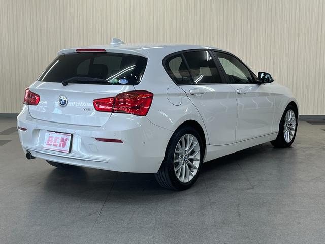 1シリーズ 118i ファッショニスタ 118iファッショニスタ__レザーシート_純正ナビ/bluetooth/バックカメラ 純正アルミホイール LEDヘッドライト パワーシート スマートキー シートヒーター ステアリングスイッチ(5枚目)