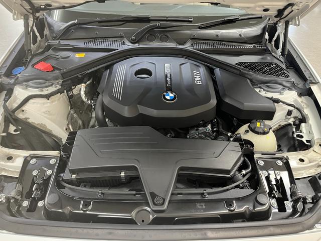 1シリーズ 118i ファッショニスタ 118iファッショニスタ__レザーシート_純正ナビ/bluetooth/バックカメラ 純正アルミホイール LEDヘッドライト パワーシート スマートキー シートヒーター ステアリングスイッチ(52枚目)