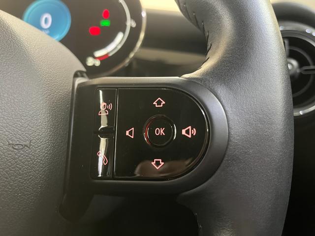 MINI クーパー_iストップ_純正ナビ/バックカメラ/bluetooth クリアランスソナー ステアリングスイッチ 電動格納ミラー ETC 純正アルミホイール LEDヘッドライト トノカバー(18枚目)
