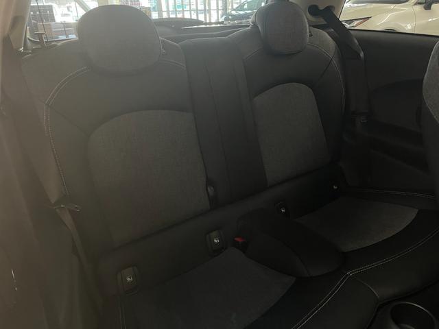 MINI クーパー_iストップ_純正ナビ/バックカメラ/bluetooth クリアランスソナー ステアリングスイッチ 電動格納ミラー ETC 純正アルミホイール LEDヘッドライト トノカバー(31枚目)