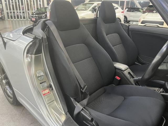 コペン アクティブトップ アクティブトップ_5速マニュアル_社外アルミホイール CDオーディオ/AMラジオ マニュアルエアコン 電動格納ミラー フロアーマット(24枚目)