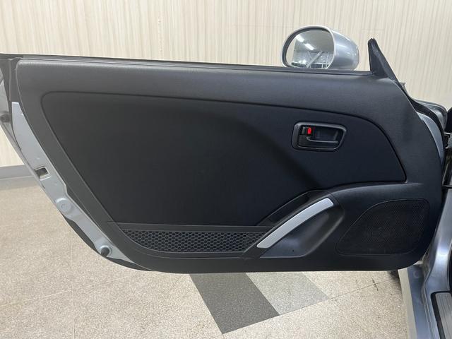 コペン アクティブトップ アクティブトップ_5速マニュアル_社外アルミホイール CDオーディオ/AMラジオ マニュアルエアコン 電動格納ミラー フロアーマット(26枚目)